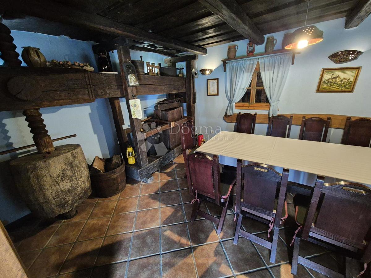 Hiša Gorkovec, Klanjec, 220m2