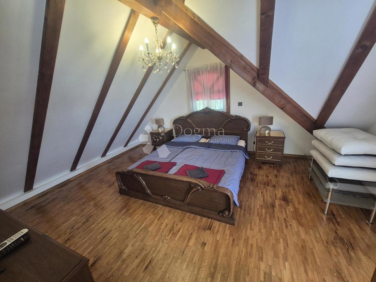 Hiša Gorkovec, Klanjec, 220m2