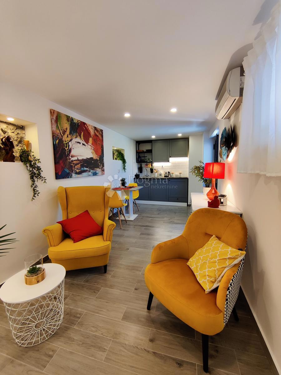 Hiša Vinišće, Marina, 130m2