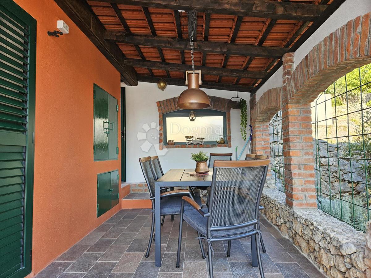 Hiša Vinišće, Marina, 130m2