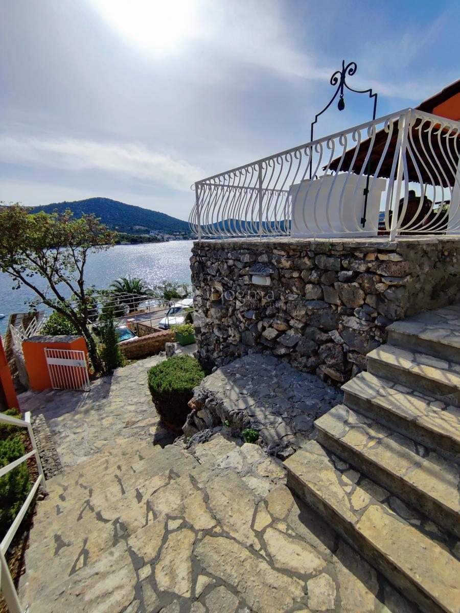 Hiša Vinišće, Marina, 130m2