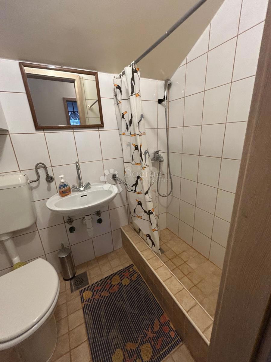 Hiša Risika, Vrbnik, 101m2