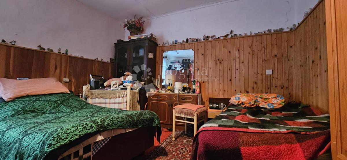 Hiša Vodnjan, 180m2