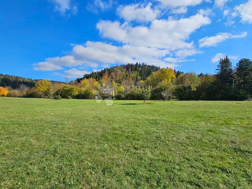Zazidljivo zemljišče Lič, Fužine, 809m2