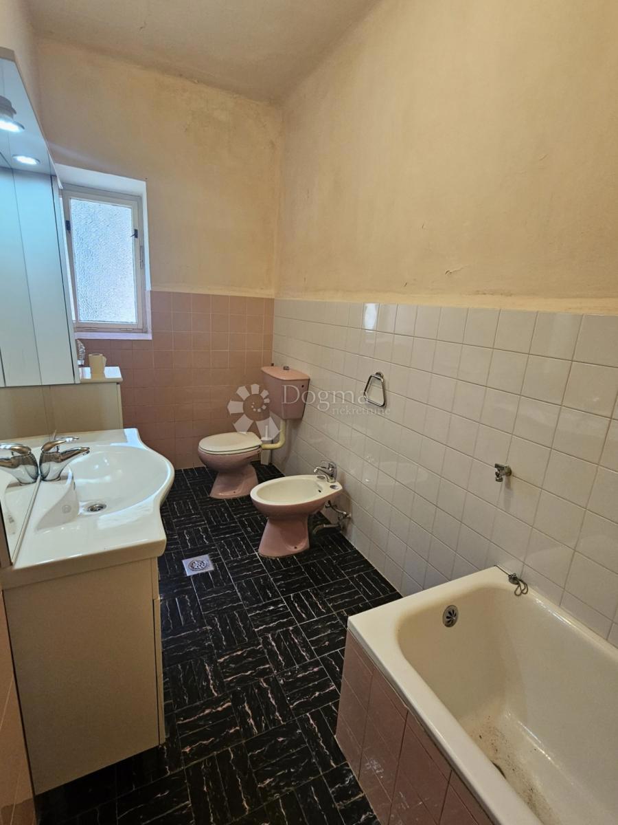 Stanovanje Kantrida, Rijeka, 77m2