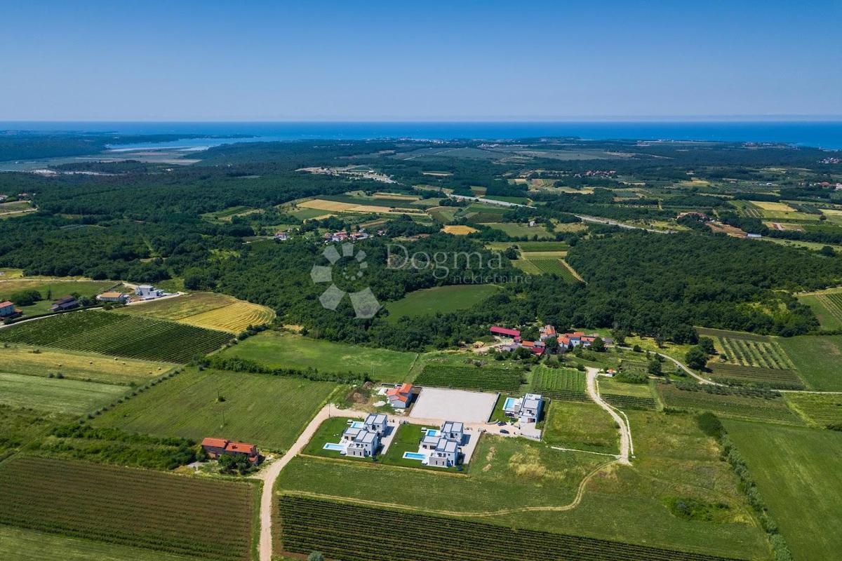 Hiša Brtonigla, 264m2