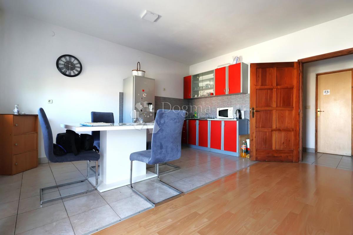 Hiša Peroj, Vodnjan, 180m2