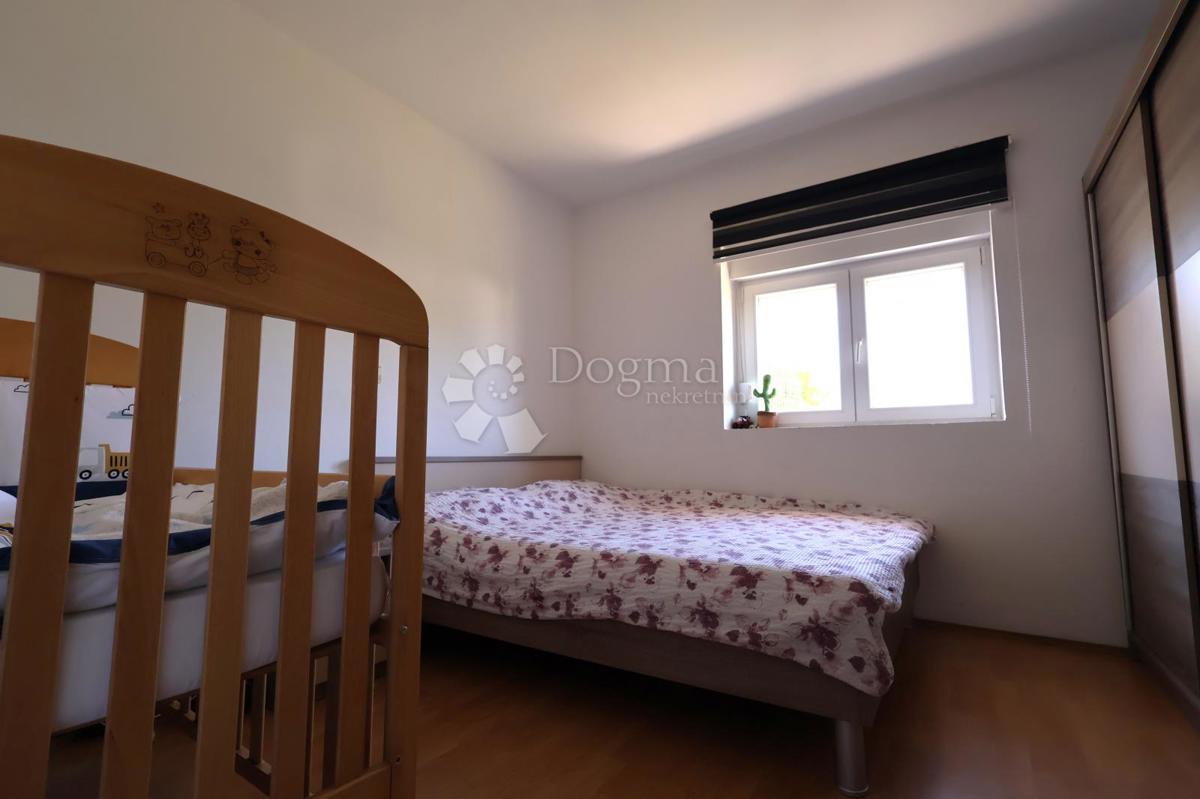 Hiša Peroj, Vodnjan, 180m2