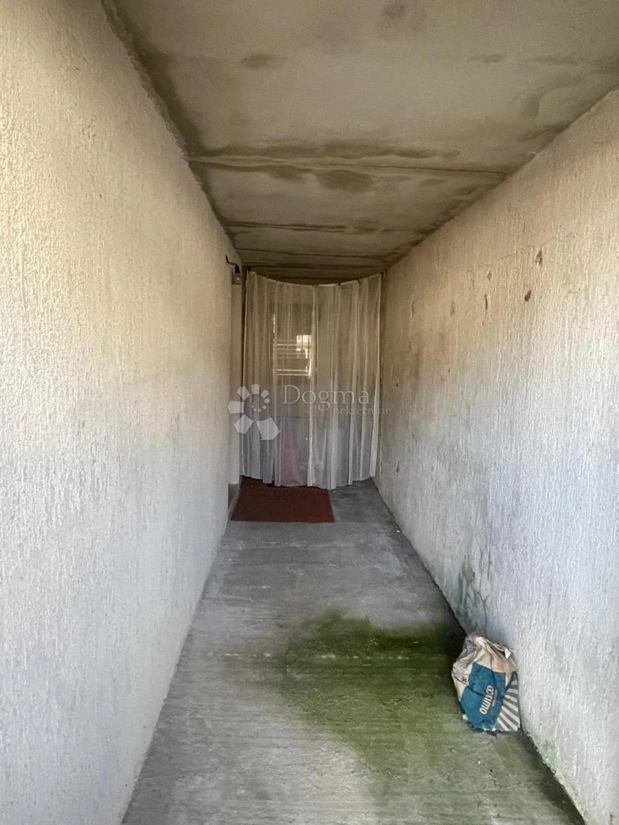 Hiša Tribunj, 120m2