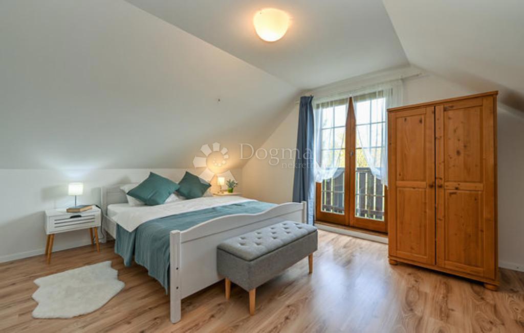 Hiša Trški Vrh, Krapina - Okolica, 180m2