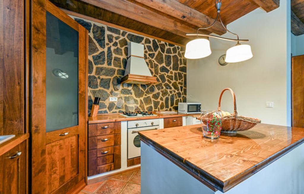 Hiša Trški Vrh, Krapina - Okolica, 180m2