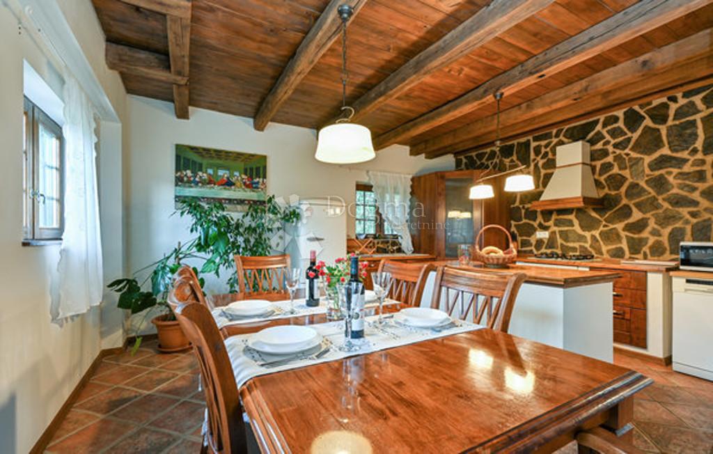 Hiša Trški Vrh, Krapina - Okolica, 180m2