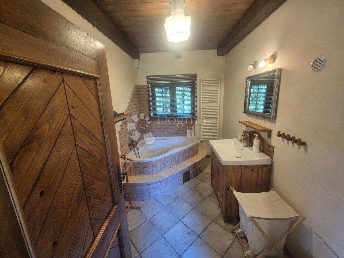 Hiša Trški Vrh, Krapina - Okolica, 180m2