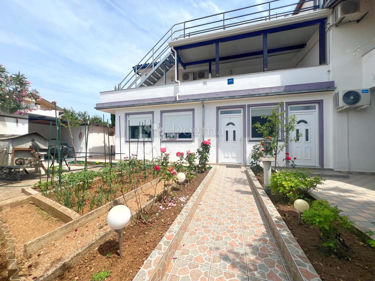 Hiša Medulin, 360m2