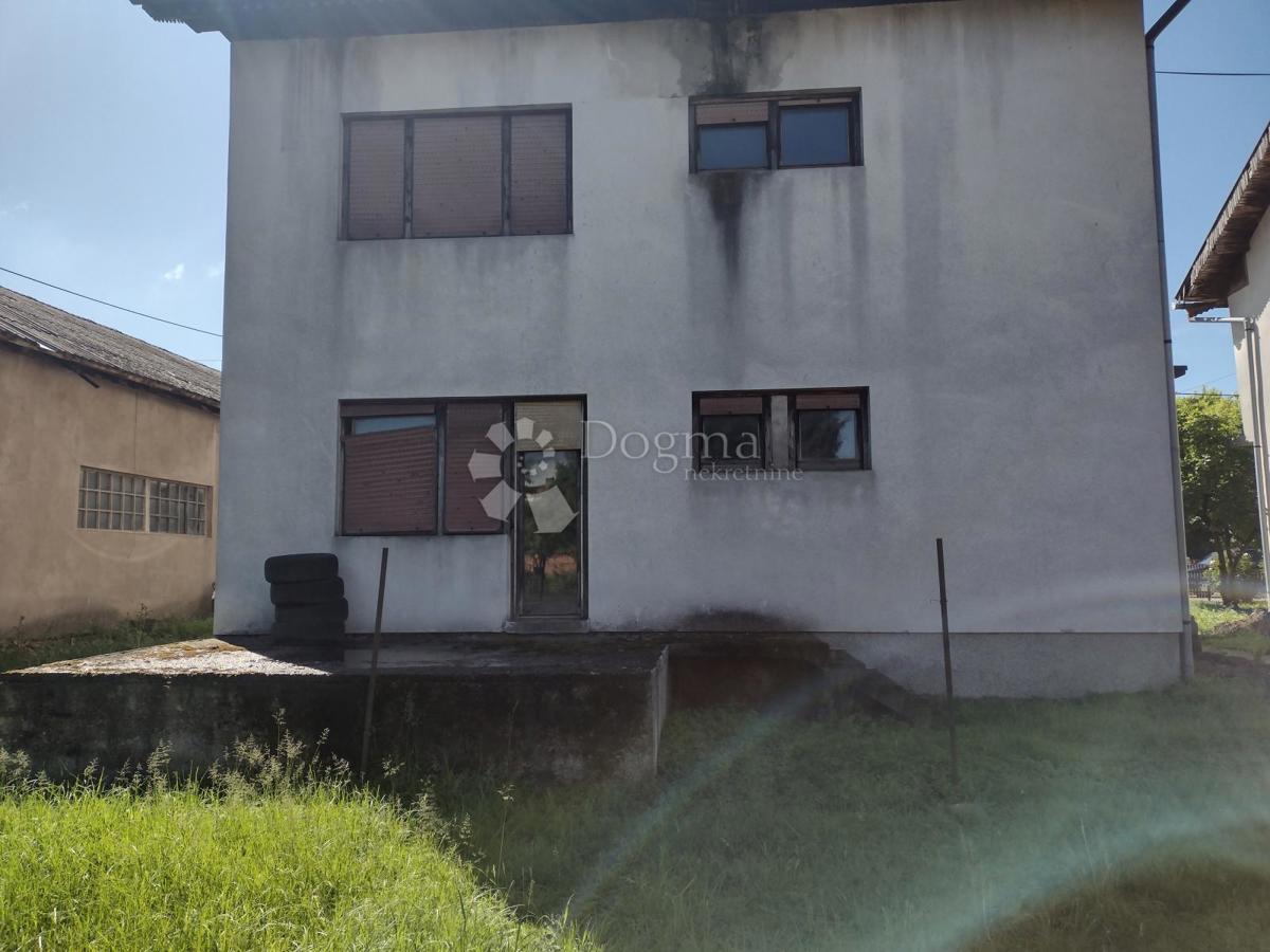 Hiša Gornji Viduševac, Glina, 164m2
