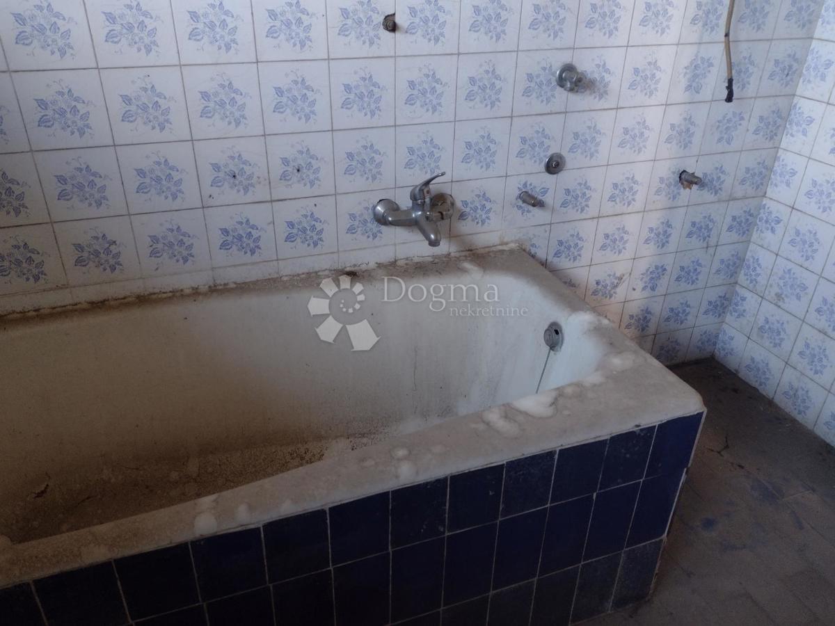 Hiša Gornji Viduševac, Glina, 164m2
