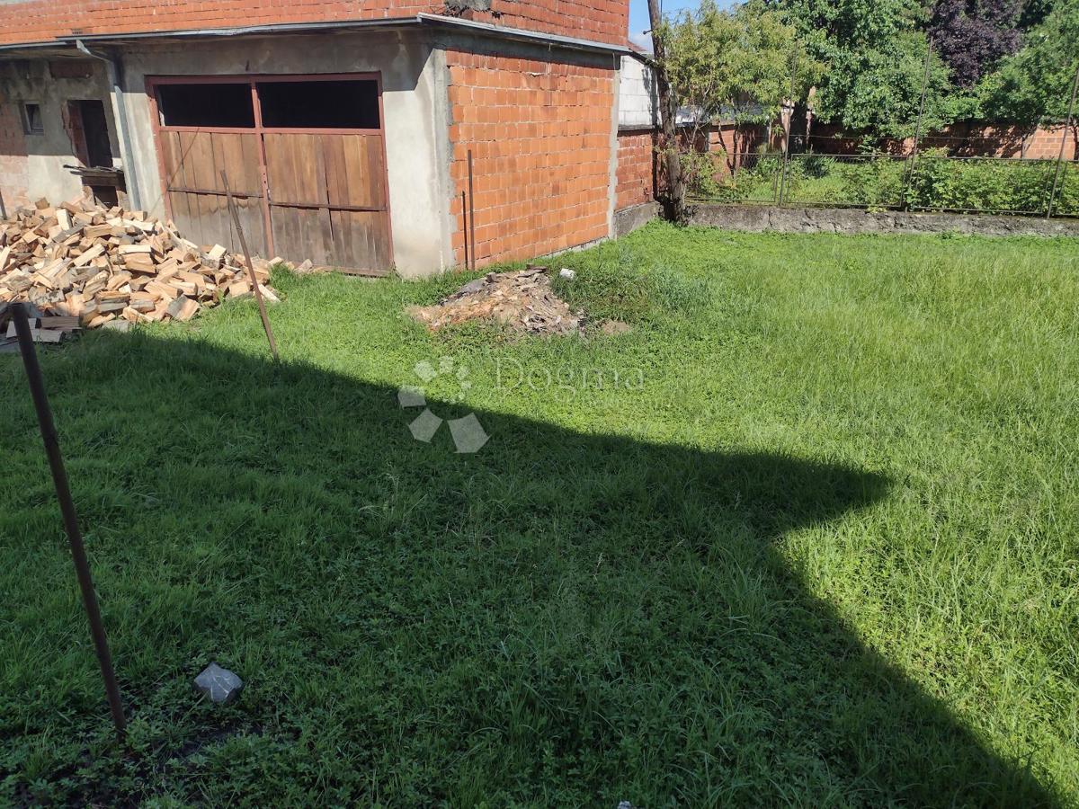Hiša Gornji Viduševac, Glina, 164m2