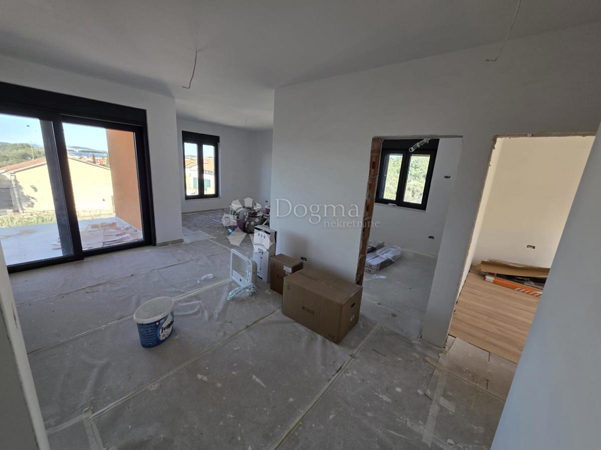 Stanovanje Brodarica, Šibenik - Okolica, 73m2