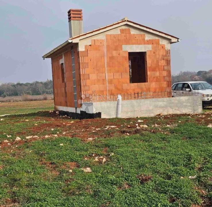Kmetijsko zemljišče Rovinj, 13.744m2