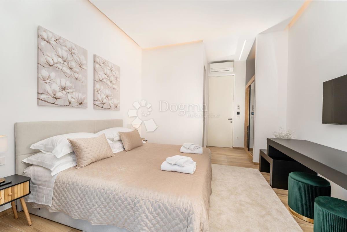 Hiša Ugljan, Preko, 330m2