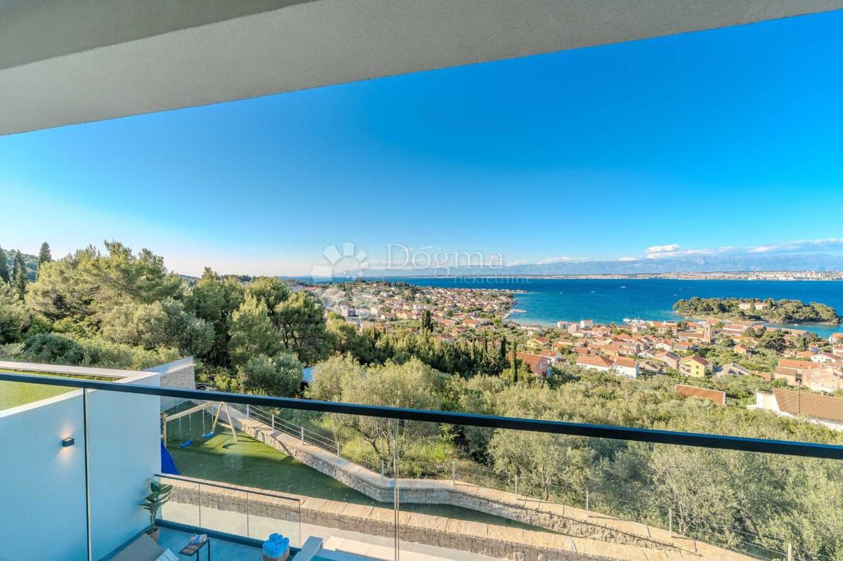 Hiša Ugljan, Preko, 330m2