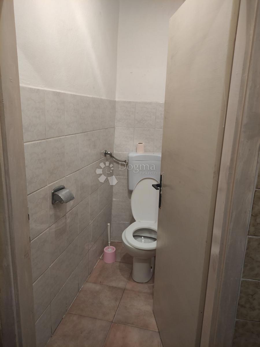 Hiša Staševica, Ploče, 136m2