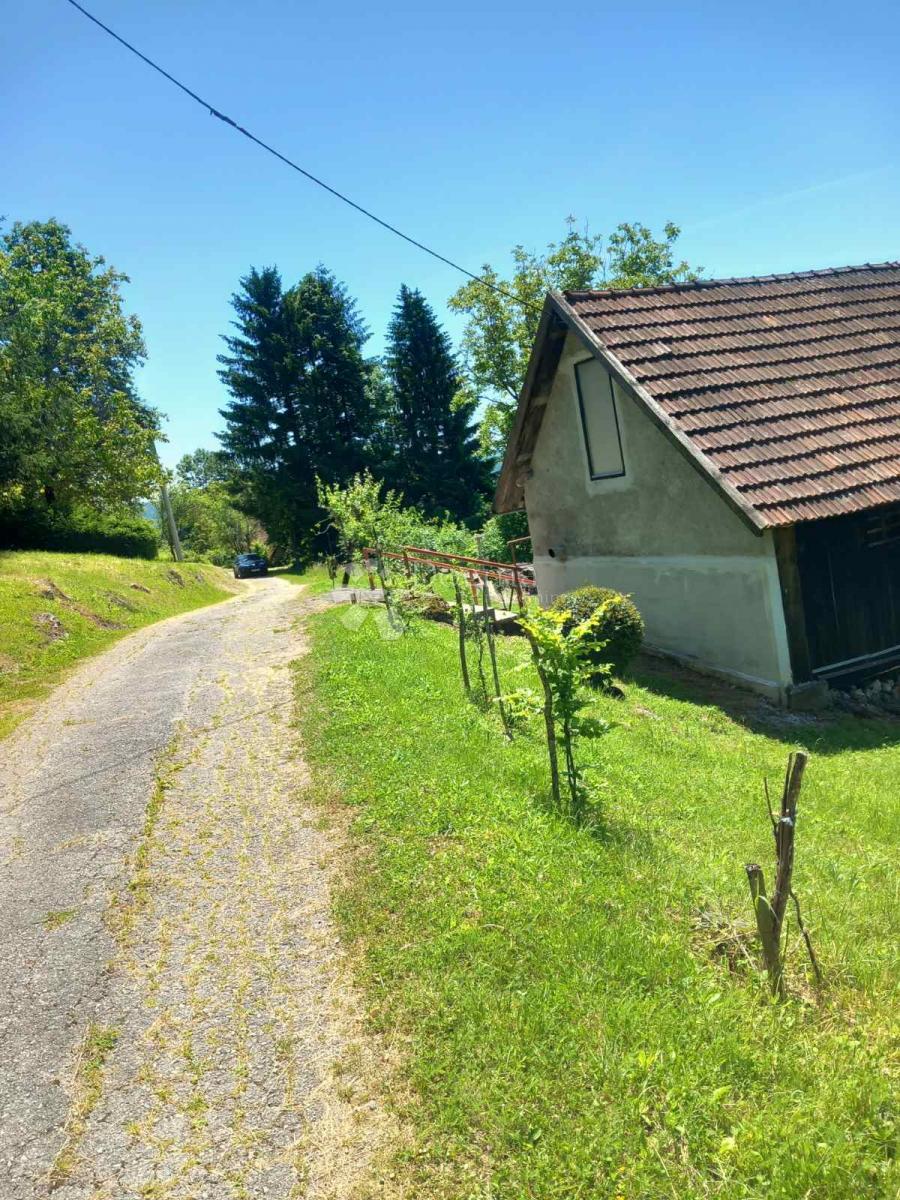 Zazidljivo zemljišče Kamensko, Vrbovsko, 776m2