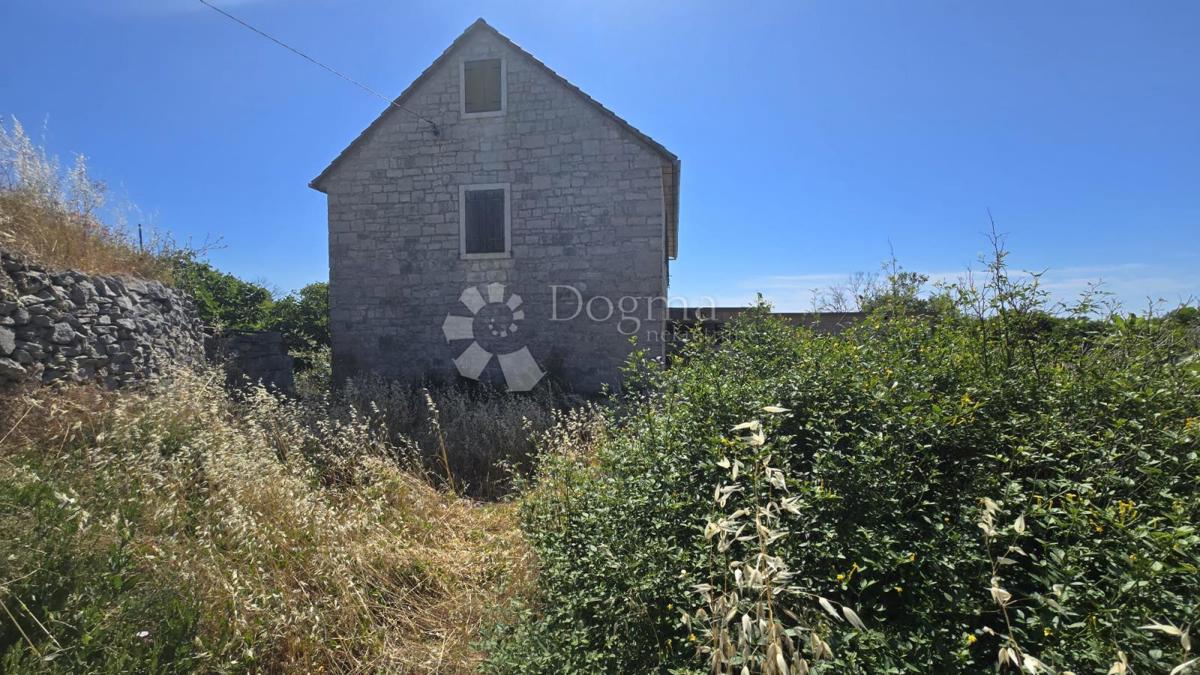 Hiša Gornji Humac, Pučišća, 390m2