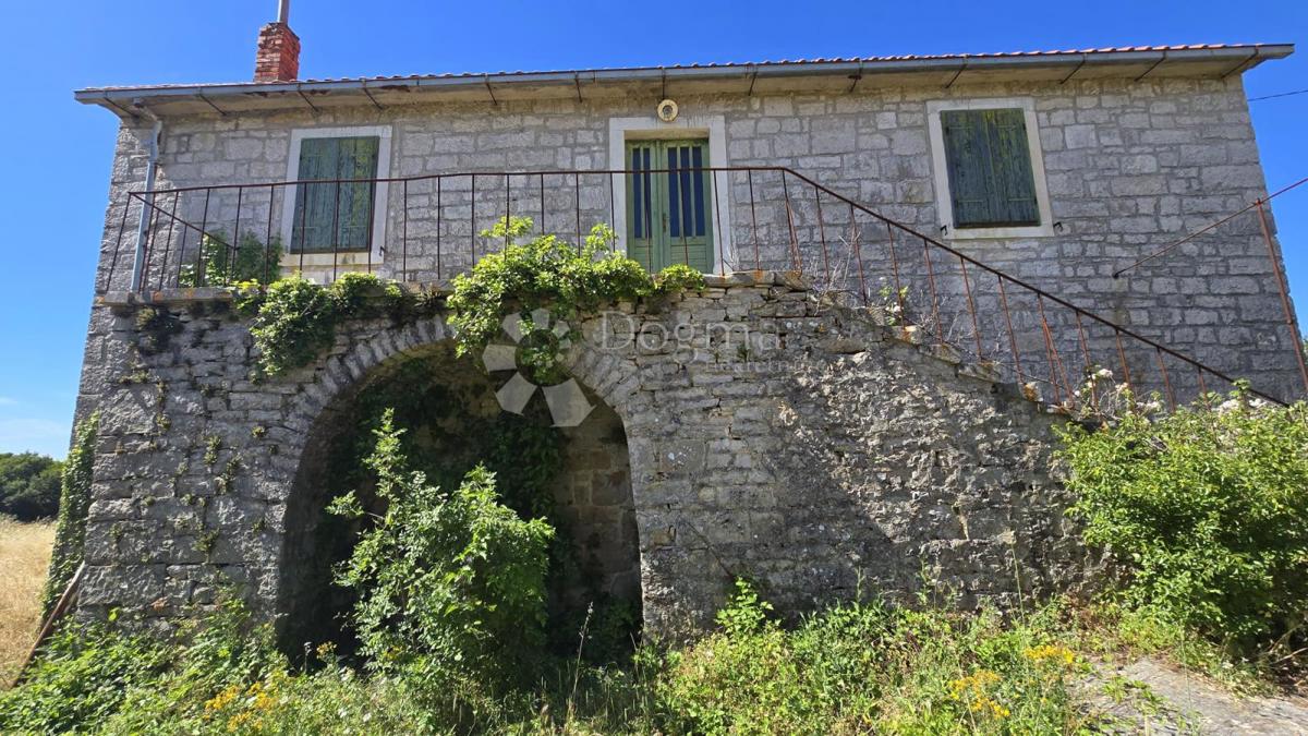 Hiša Gornji Humac, Pučišća, 390m2