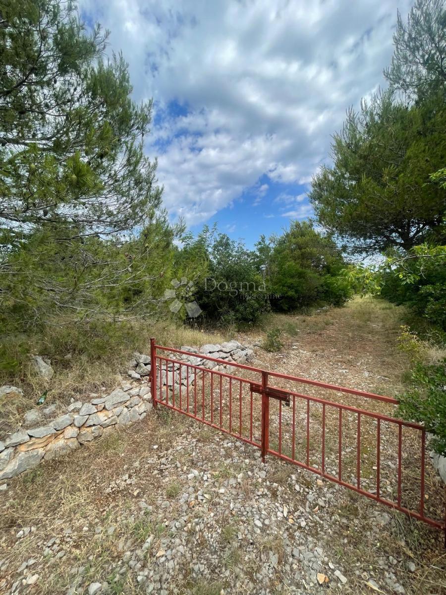 Zazidljivo zemljišče Vodice, 6.014m2