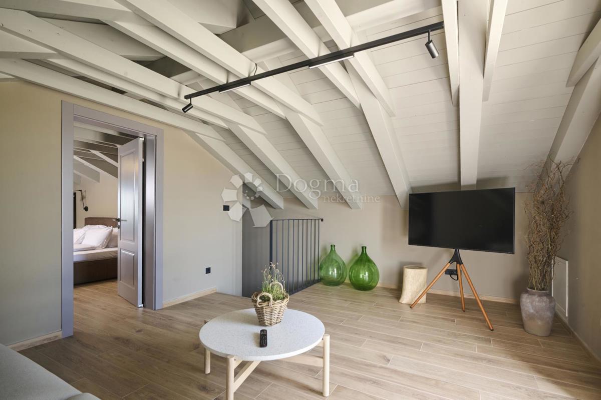 Hiša Poreč, 340m2