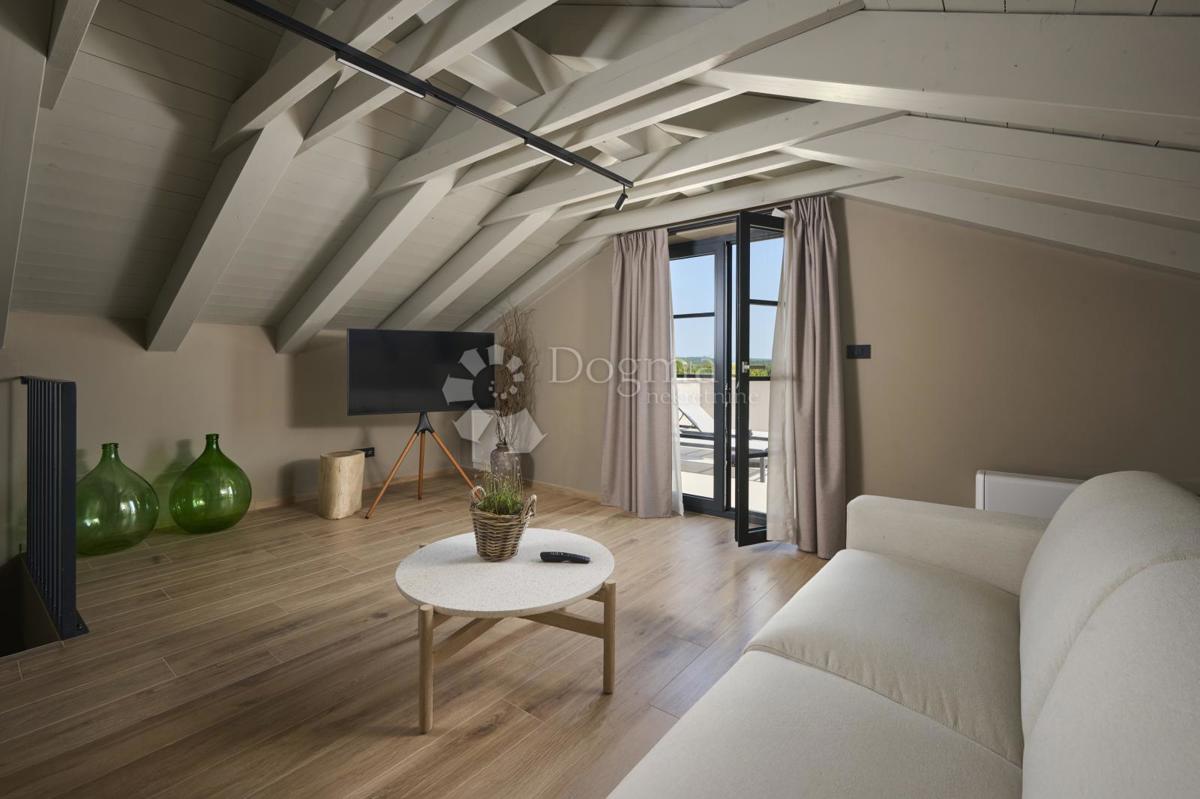 Hiša Poreč, 340m2