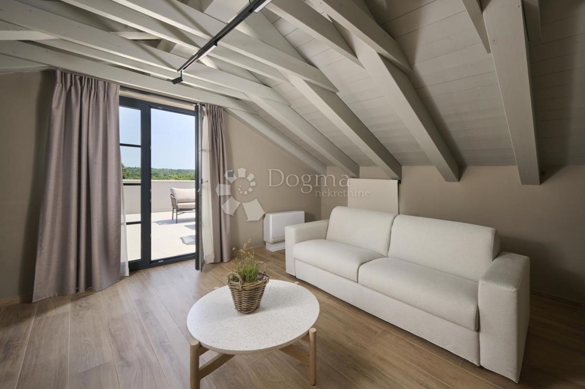 Hiša Poreč, 340m2