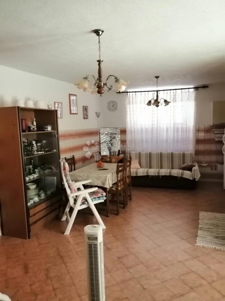Hiša Trogir, 156m2