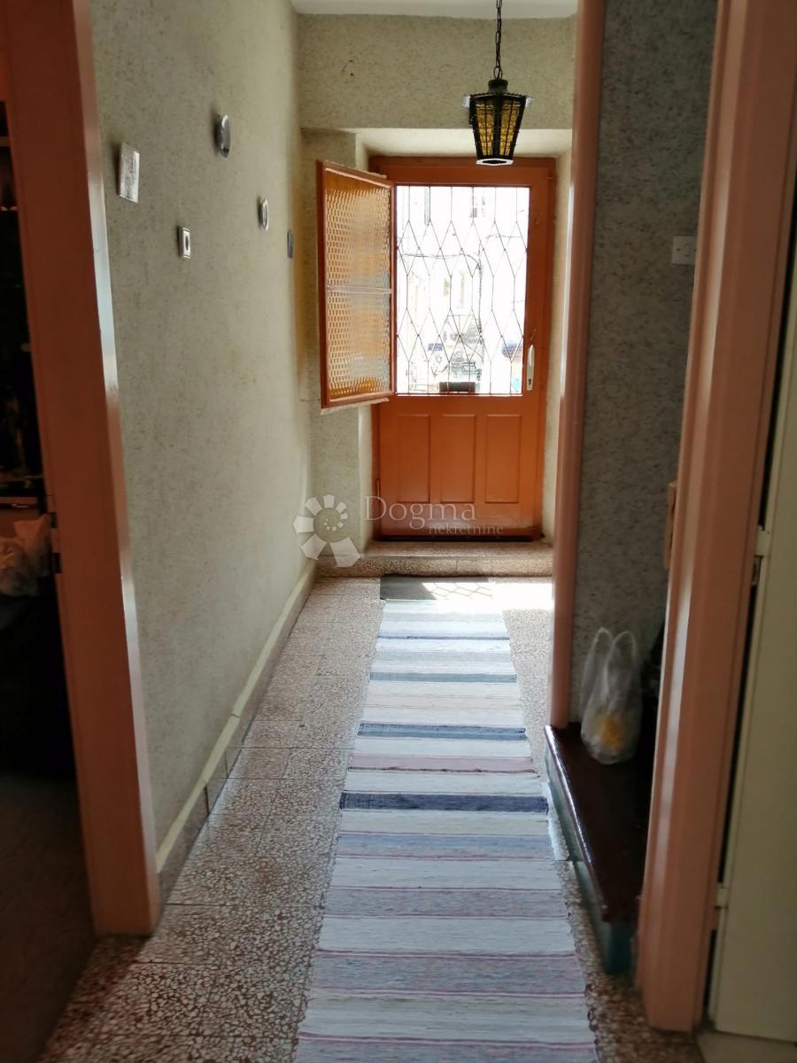 Hiša Trogir, 156m2