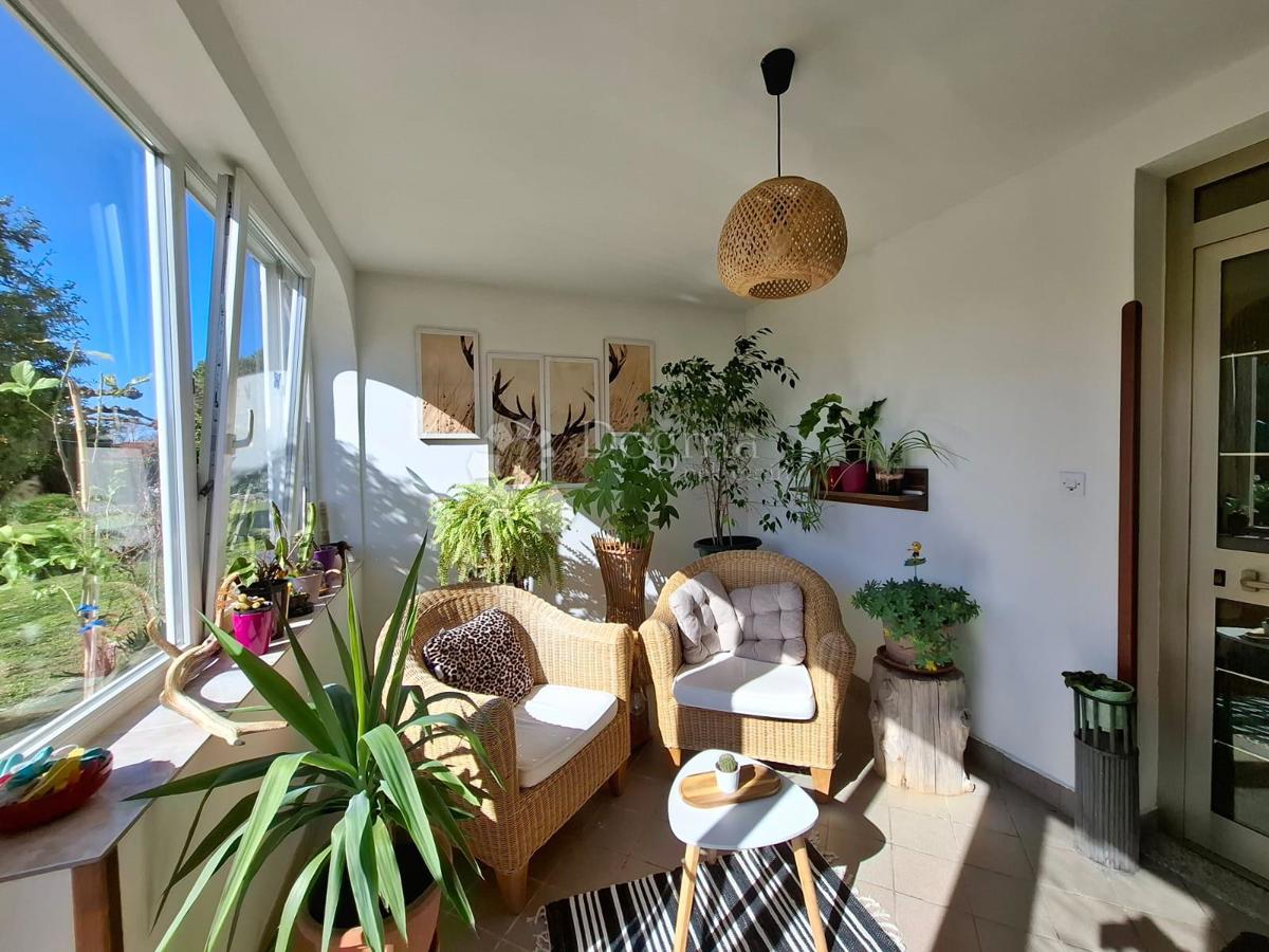 KARIGADOR - Hiša s 3 apartmaji 300m od morja
