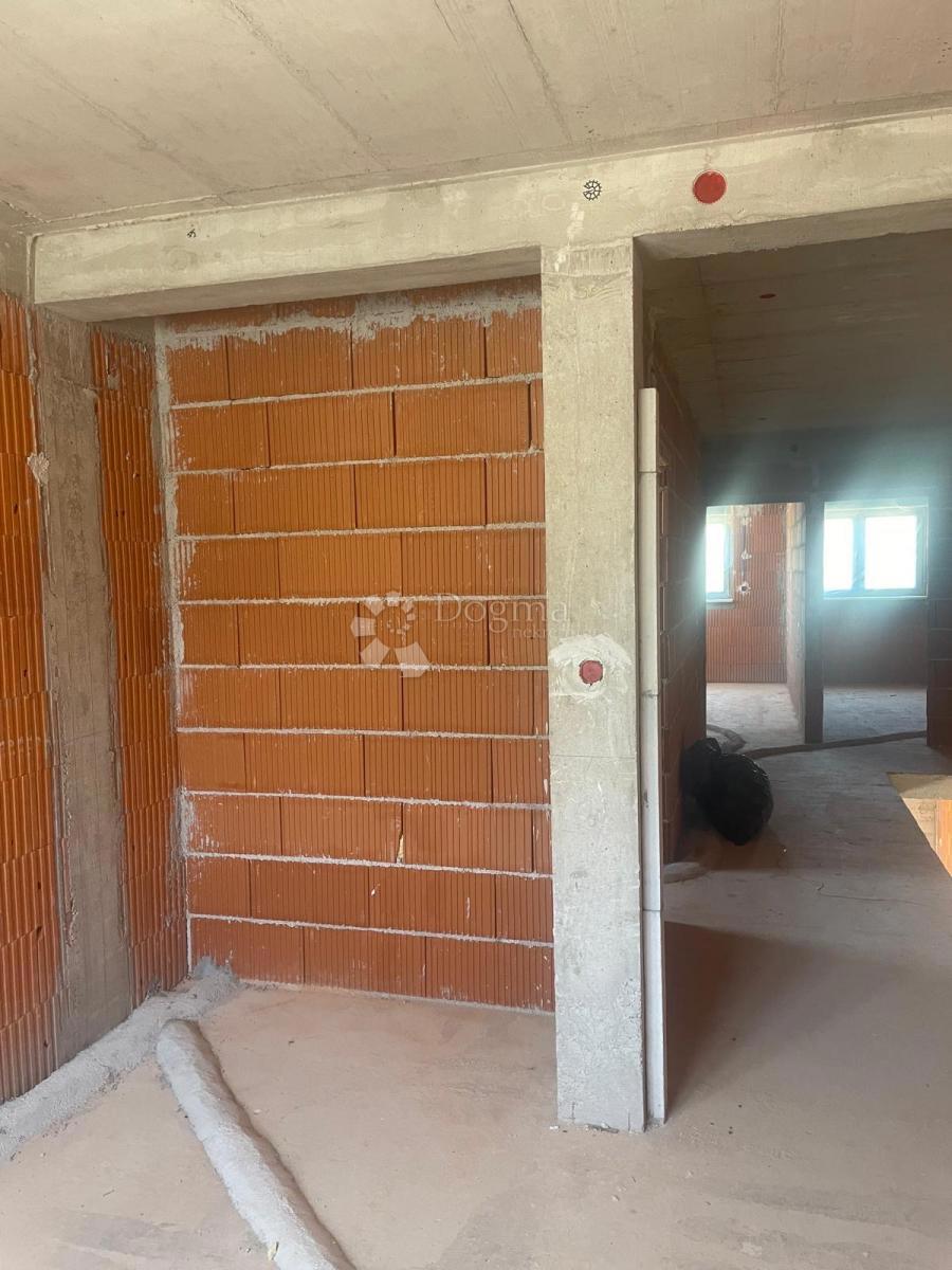 Stanovanje Tisno, 106m2