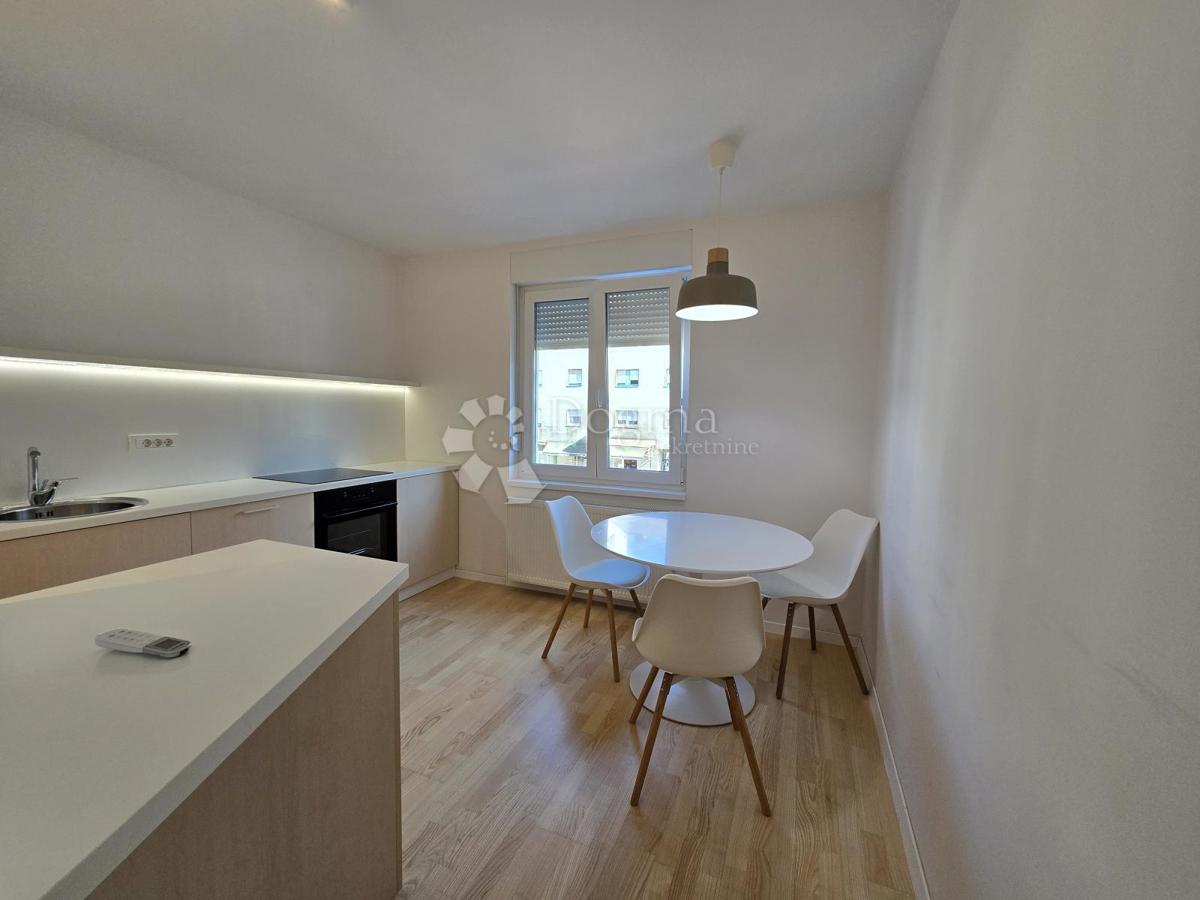 Stanovanje Centar, Varaždin, 66,44m2