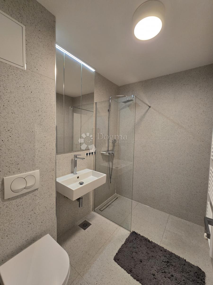 Stanovanje Centar, Varaždin, 66,44m2