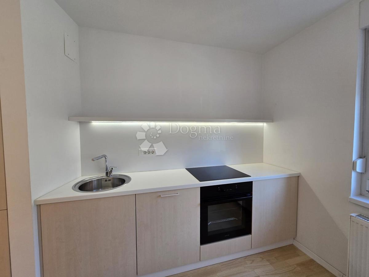 Stanovanje Centar, Varaždin, 66,44m2