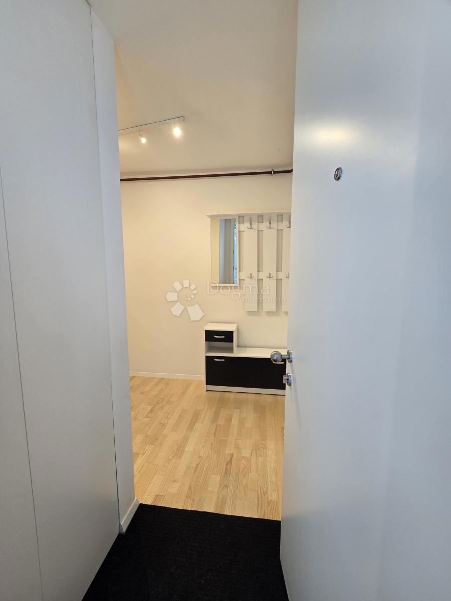 Stanovanje Centar, Varaždin, 66,44m2