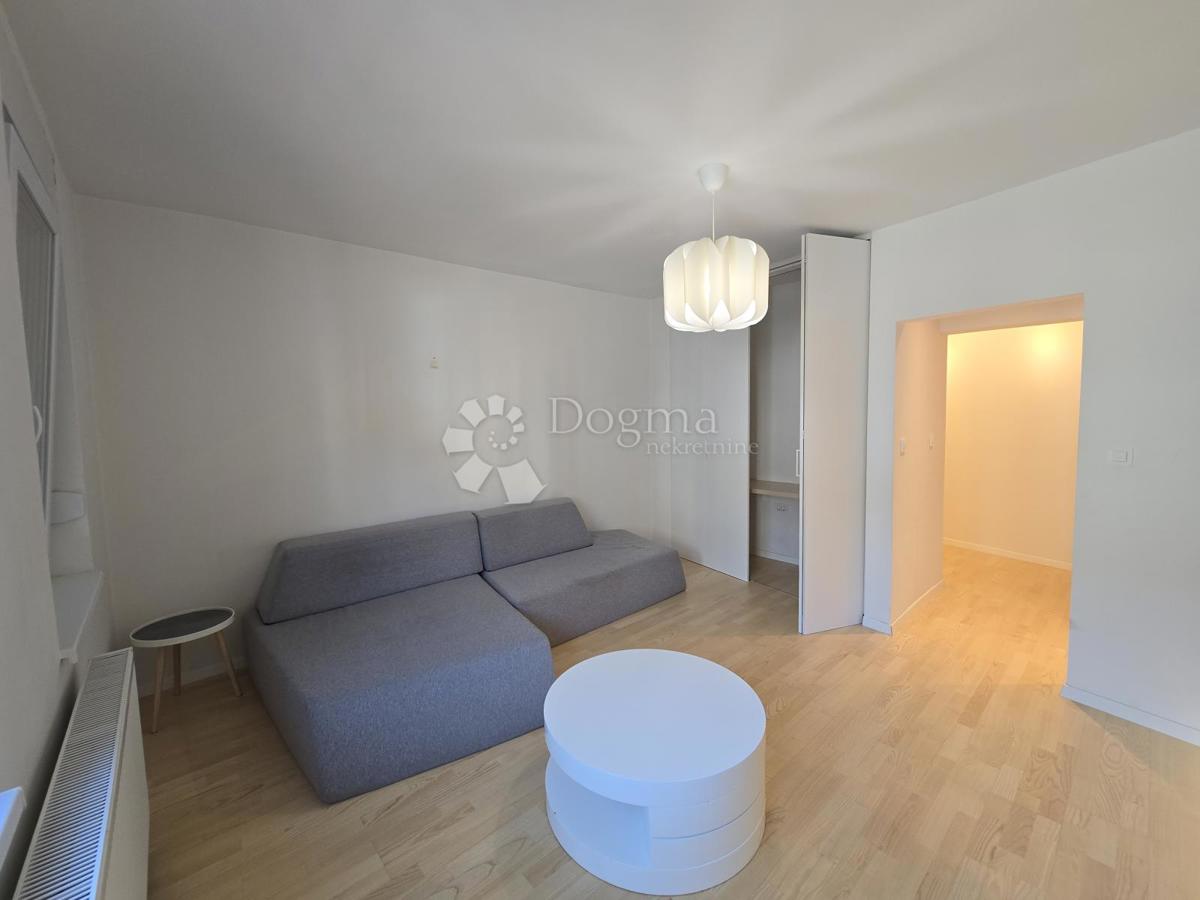 Stanovanje Centar, Varaždin, 66,44m2