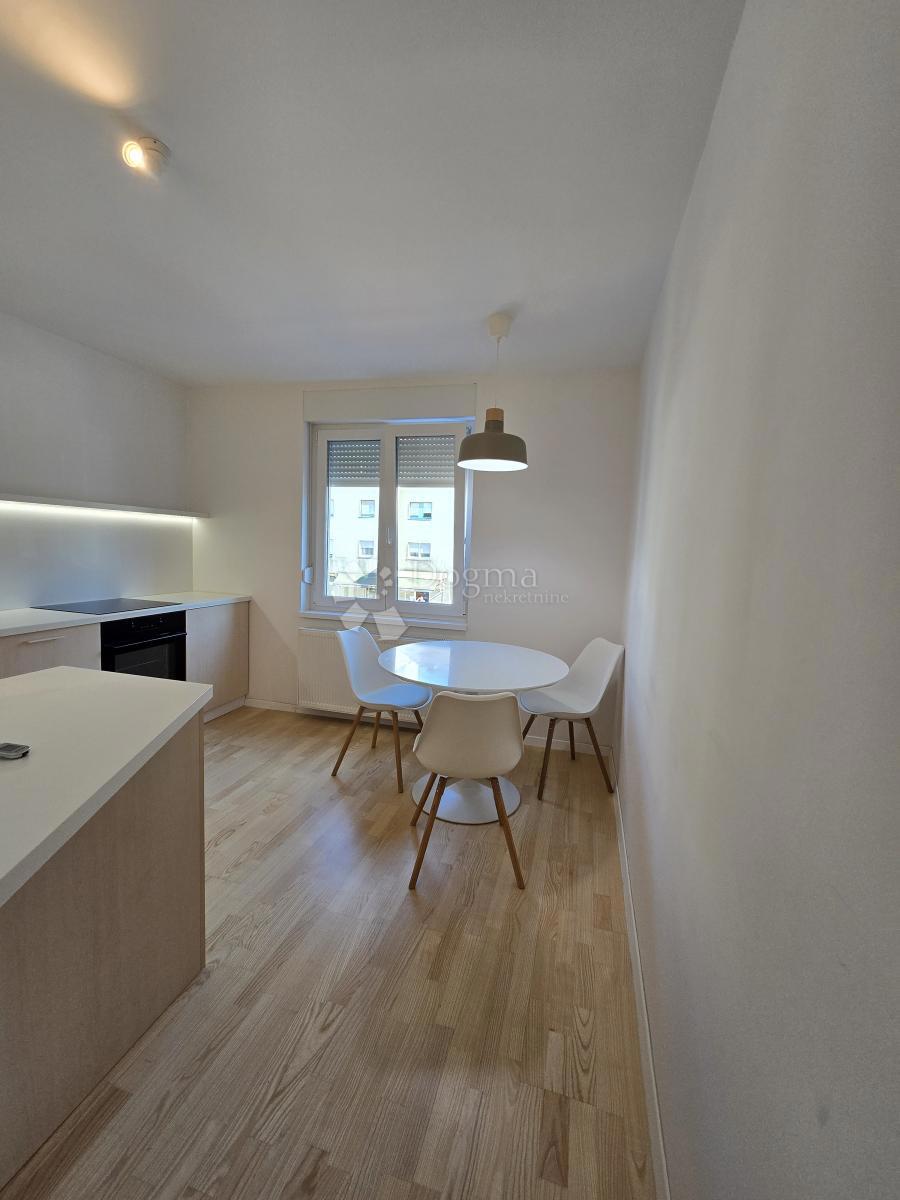 Stanovanje Centar, Varaždin, 66,44m2