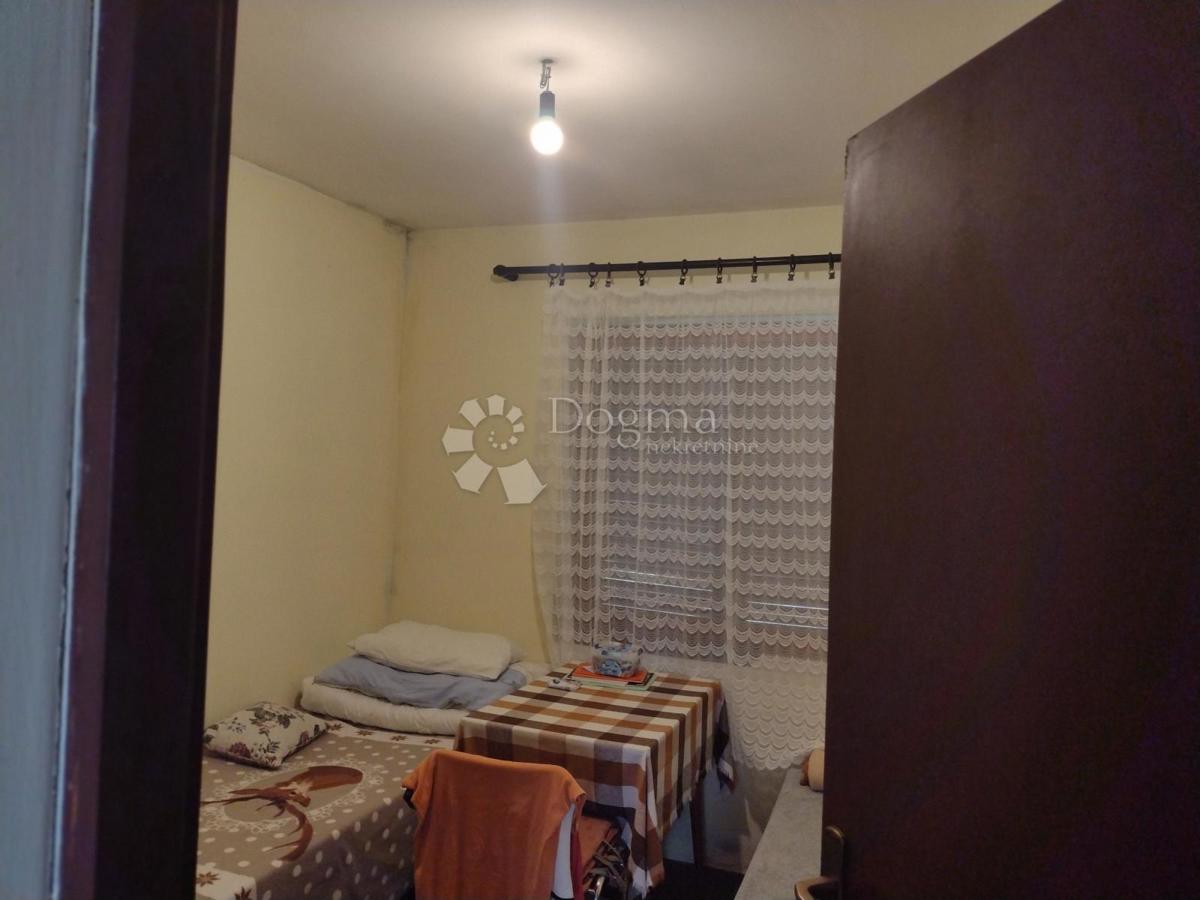 Hiša Slavsko Polje, Gvozd, 100m2