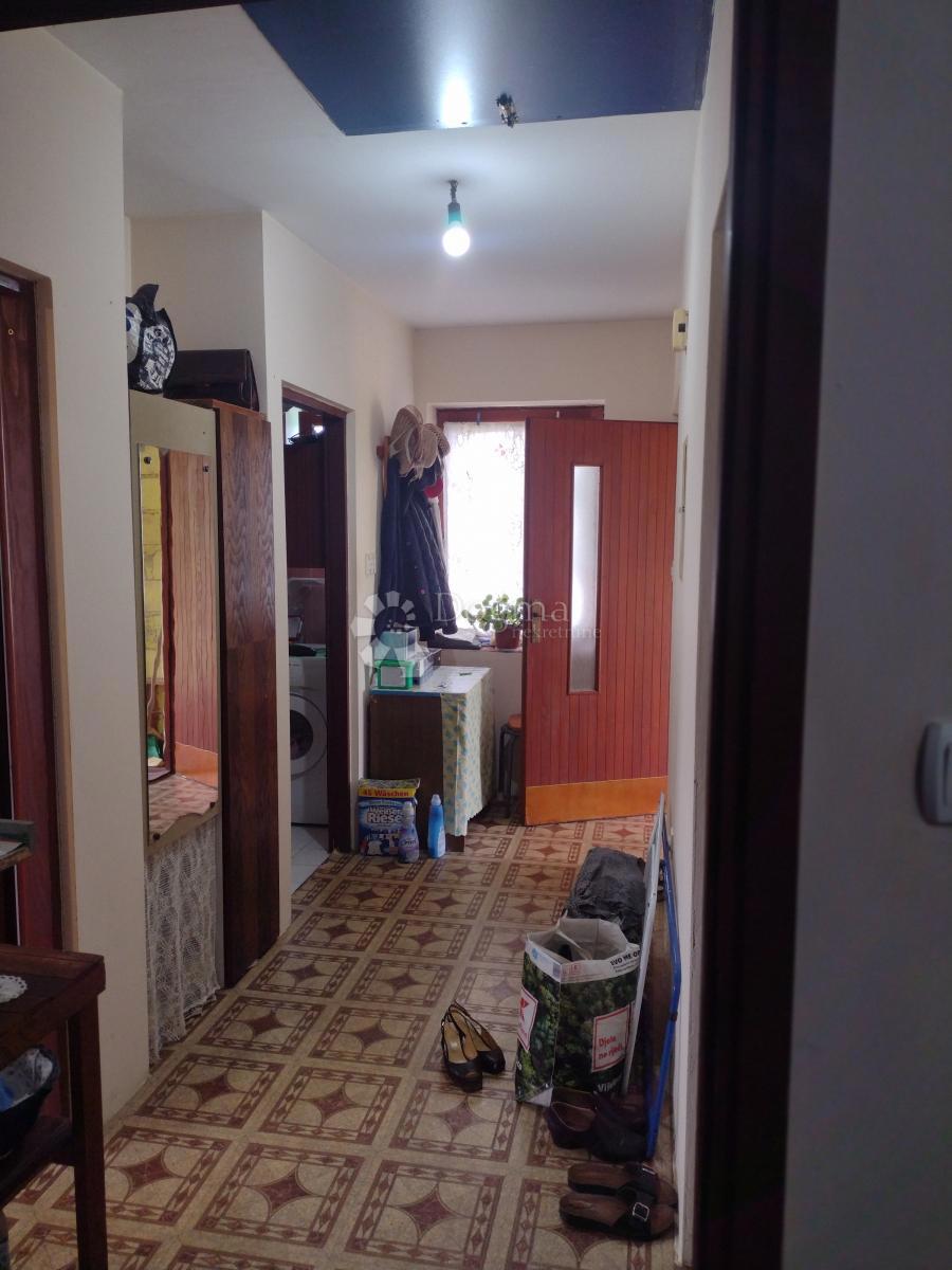 Hiša Slavsko Polje, Gvozd, 100m2