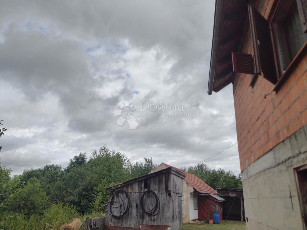 Hiša Slavsko Polje, Gvozd, 100m2