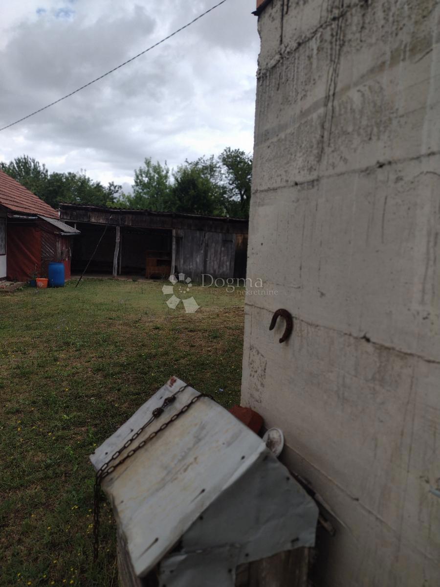 Hiša Slavsko Polje, Gvozd, 100m2