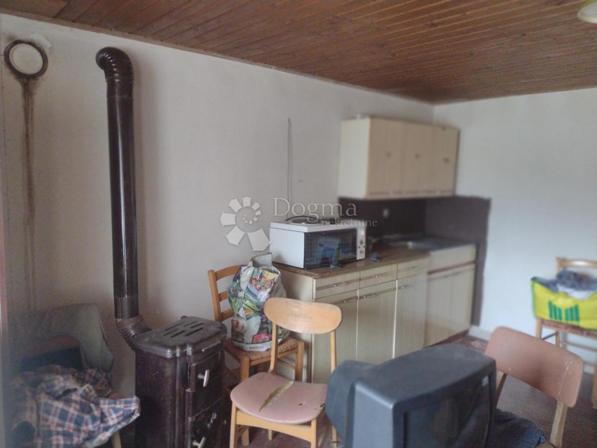 Hiša Slavsko Polje, Gvozd, 100m2