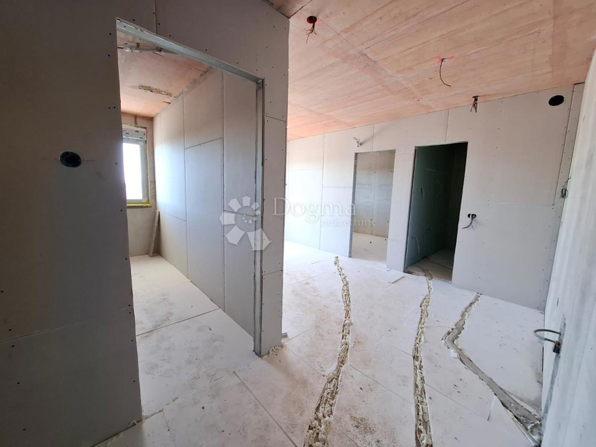 Stanovanje Tar, Tar-Vabriga, 70m2