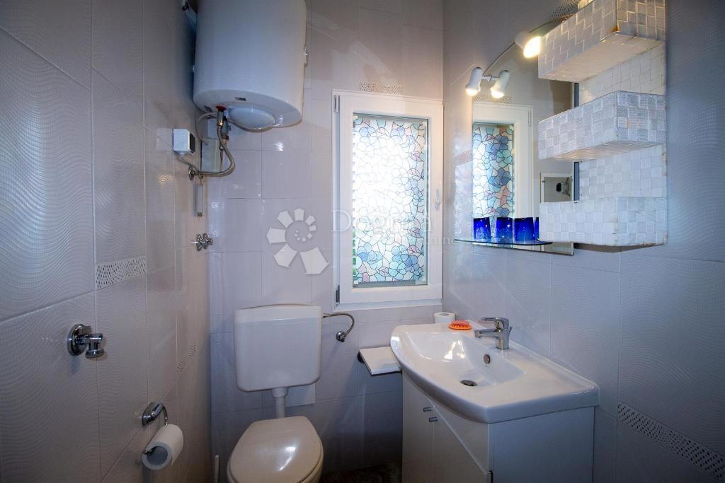 Hiša Srima, Vodice, 350m2
